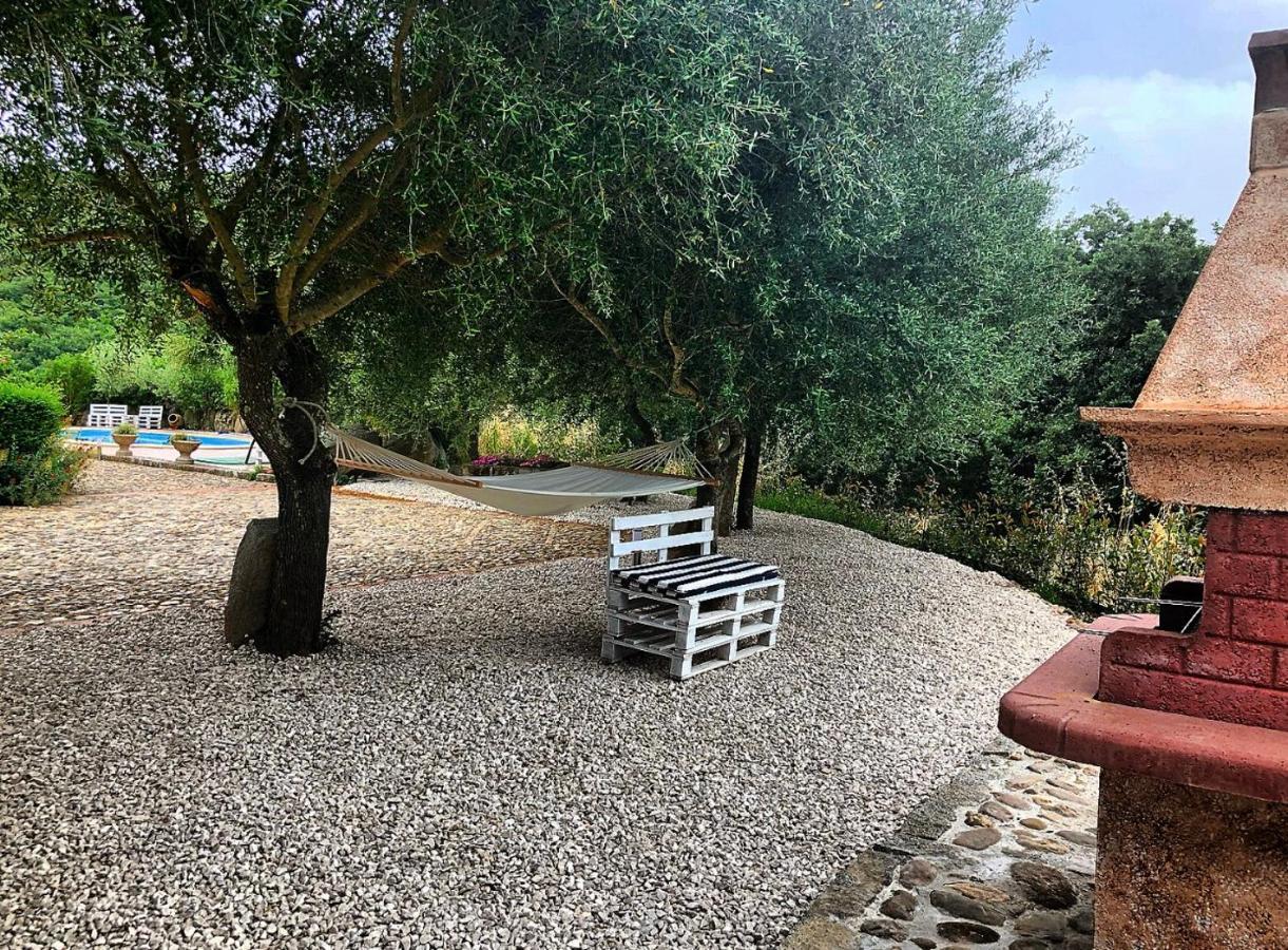 B&B Casa Vacanza Centro Sardegna Sorgono Buitenkant foto