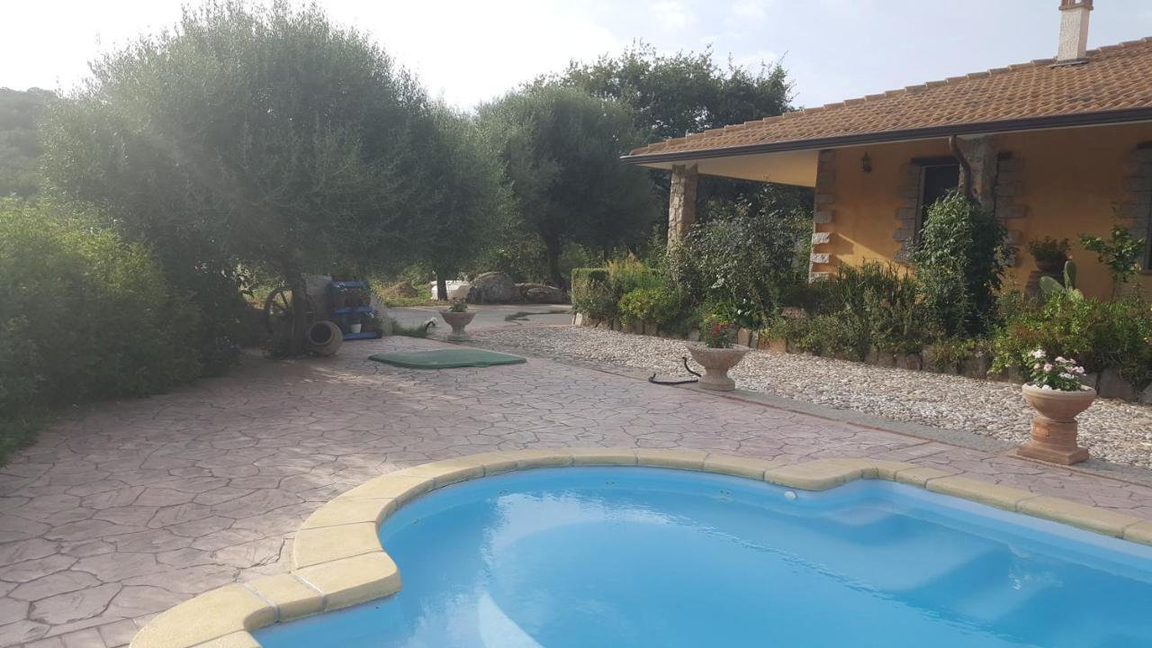 B&B Casa Vacanza Centro Sardegna Sorgono Buitenkant foto